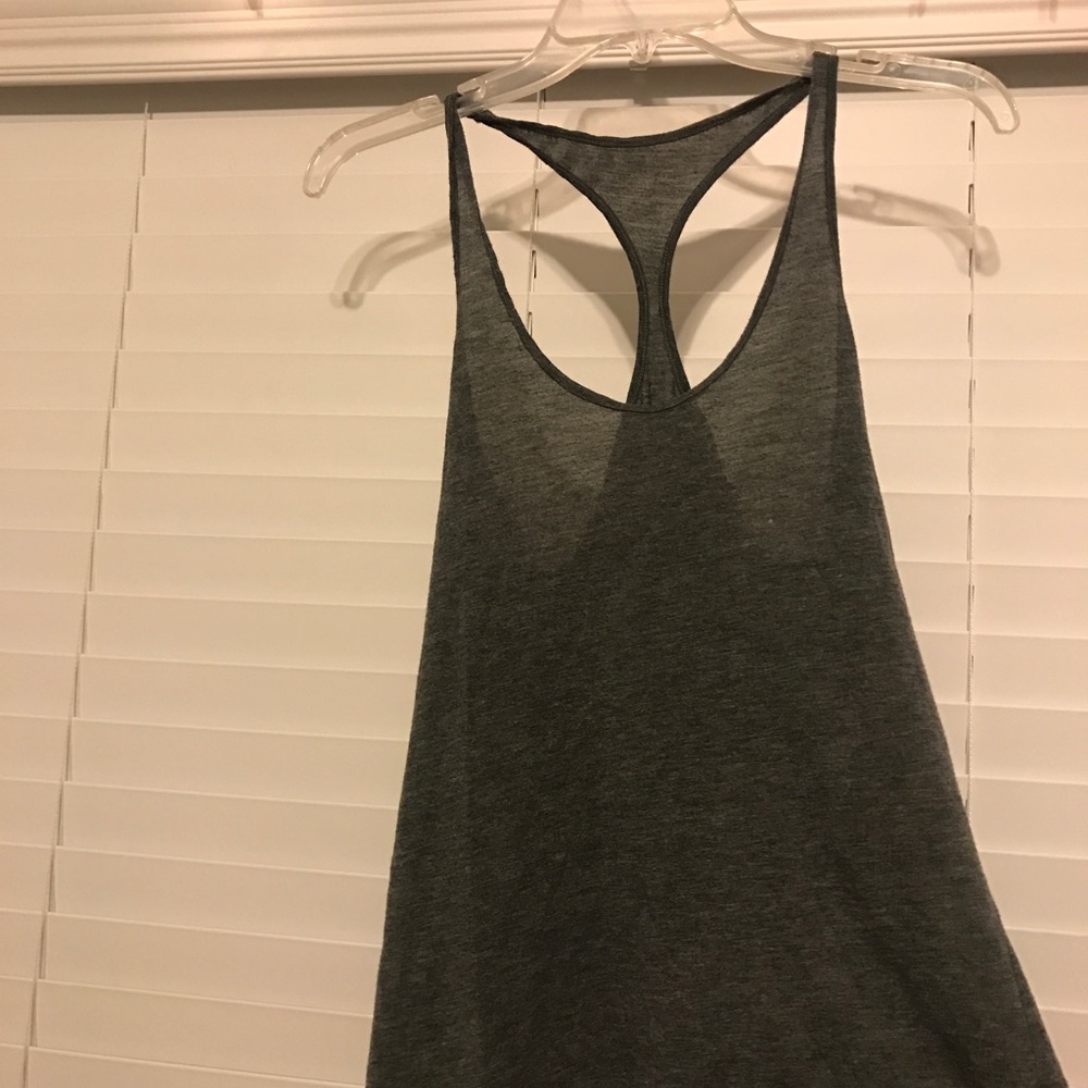 workout top - Picture 2 of 2